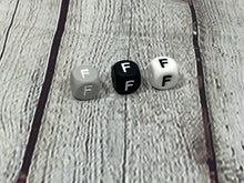 Load image into Gallery viewer, Silicone Alphabet Beads
